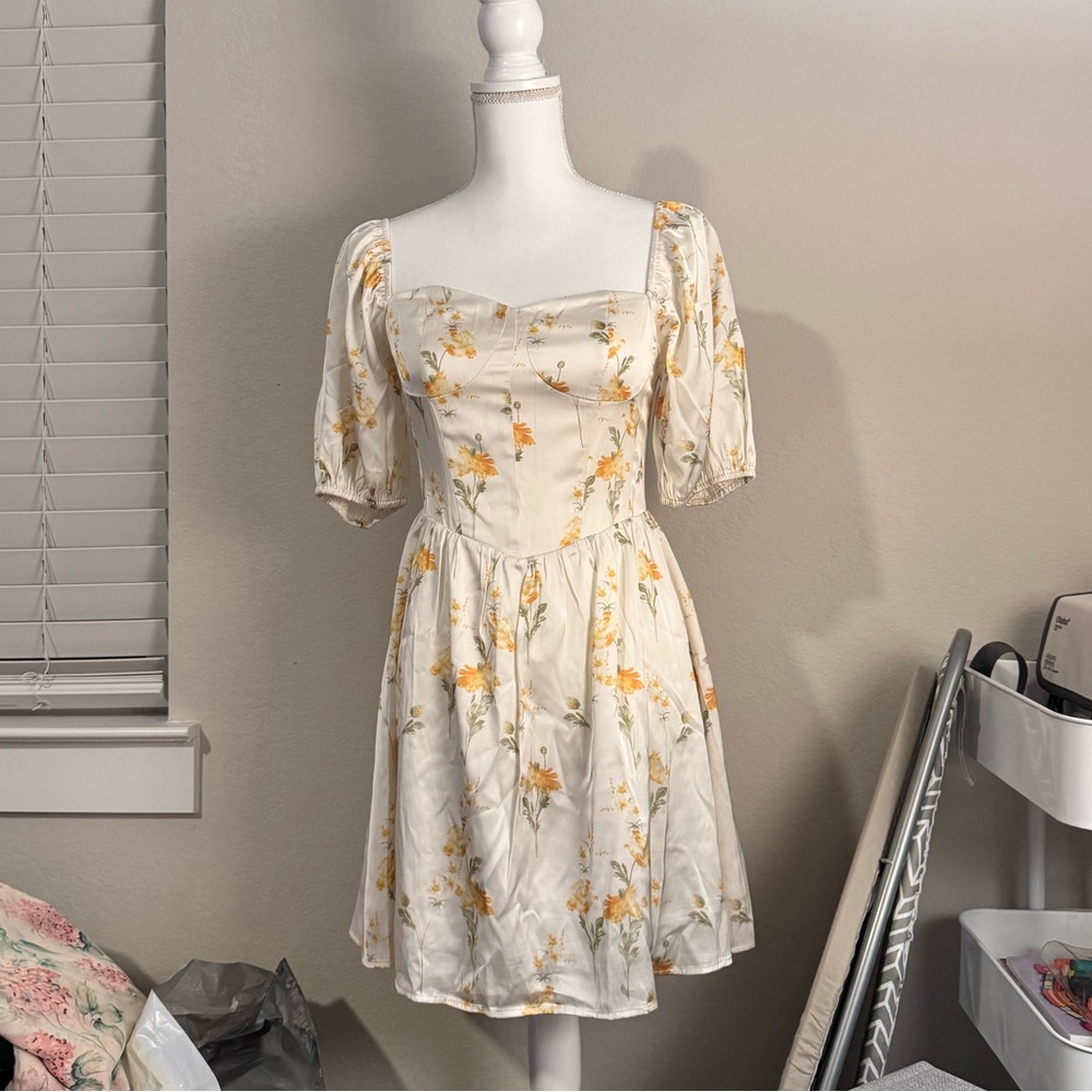 Floral Puff Sleeve Dress